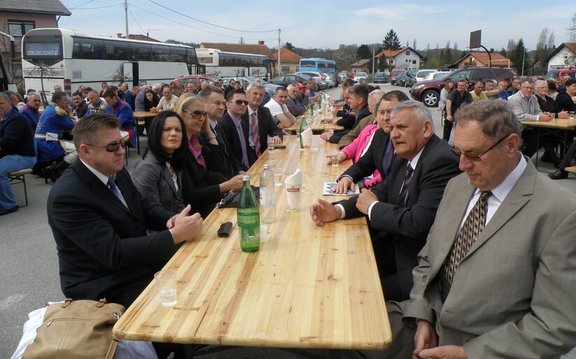 http://www.radio-banovina.hr/wp-content/uploads/2015/04/karlovac2.jpg