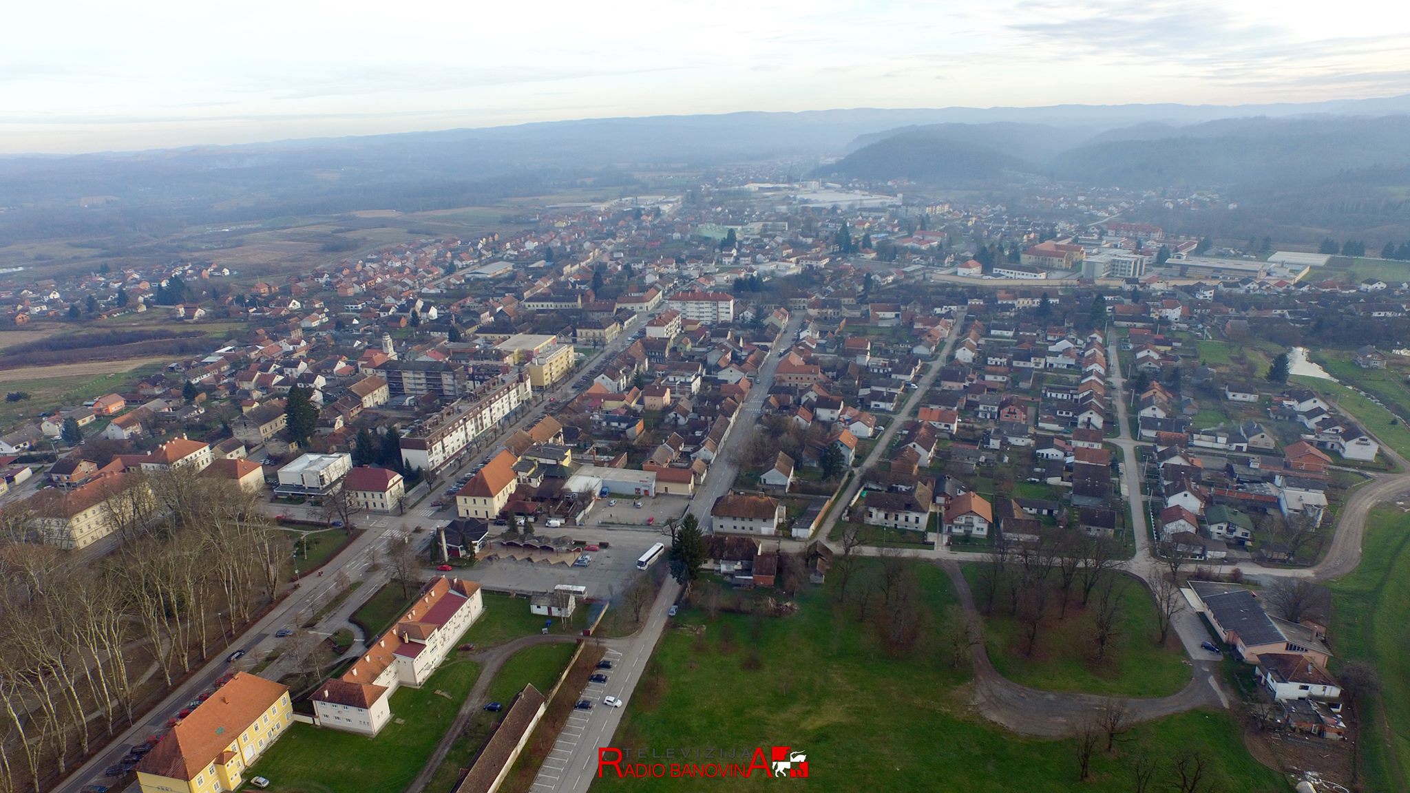 Glina iz zraka 3 škola