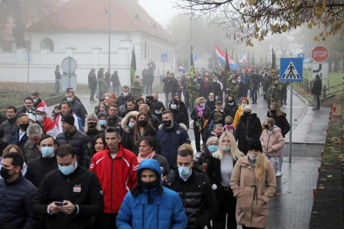 Vukovar: U posebnim epidemiološkom mjereama krenula Kolona sjećanja