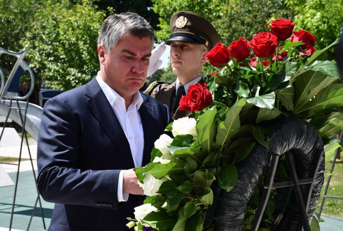 Slavonski Brod: Susret sjećanja na poginulu djecu u Domovinskom ratu
