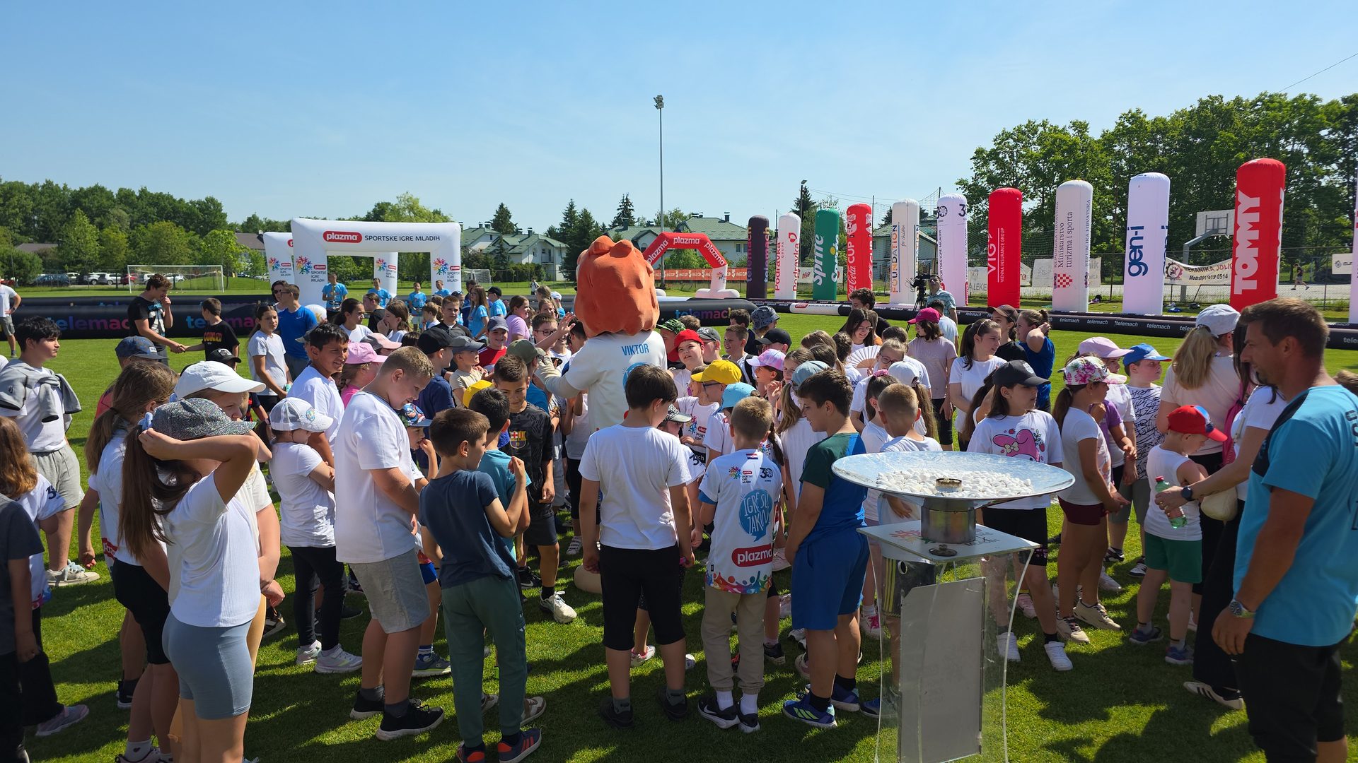 Dan sporta u Lekeniku: Sportske igre mladih okupile djecu u duhu zajedništva i fair playa 5