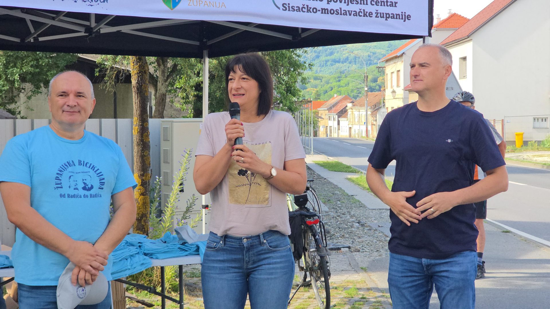 Tradicionalna biciklijada spojila Petrinju, Sisak i Trebarjevo u čast braći Radić i Danu županije 2