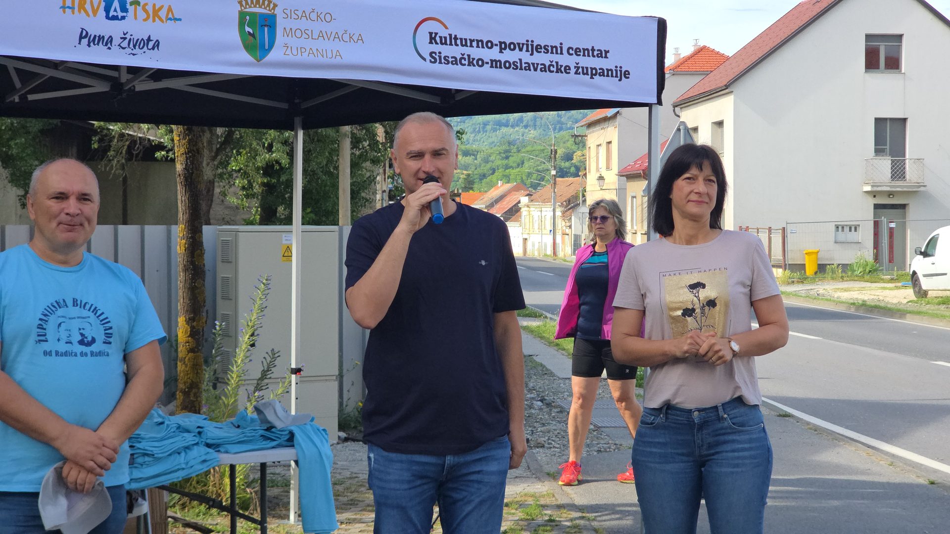 Tradicionalna biciklijada spojila Petrinju, Sisak i Trebarjevo u čast braći Radić i Danu županije 3