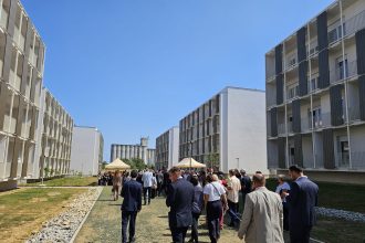Novi domovi za stradalnike: U Sisku i Petrinji uručeni ključevi stanova u 11 novoizgrađenih zgrada 1