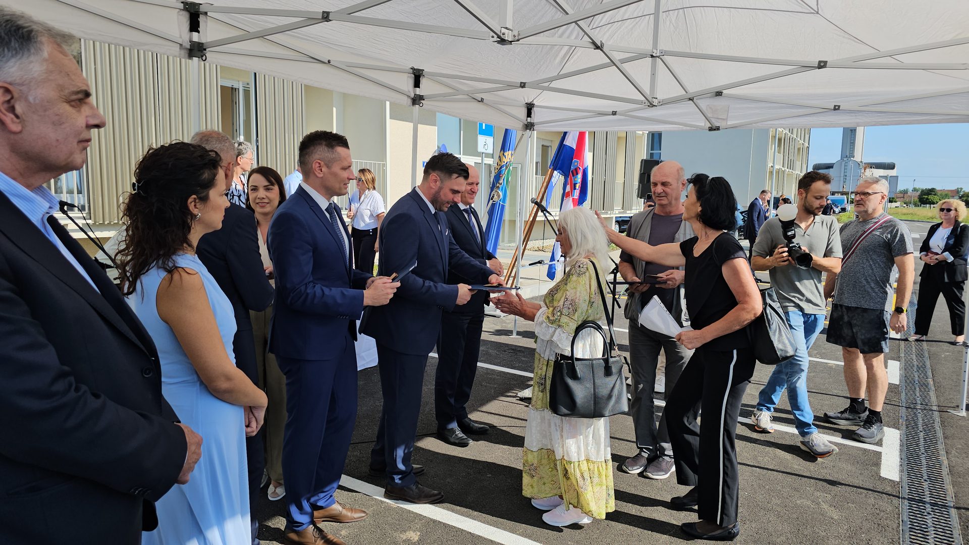Novi domovi za stradalnike: U Sisku i Petrinji uručeni ključevi stanova u 11 novoizgrađenih zgrada 5