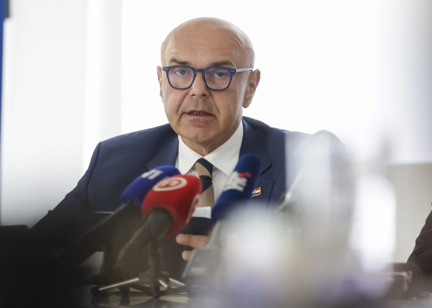 Hitne zakonske izmjene: Vlada rješava mirovinski status otpuštenih pirotehničara 1