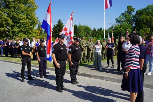 Svečano obilježena 31. obljetnica Oluje u Petrinji: Sjećanje na teške bitke, veliku žrtvu i dane ponosa 1